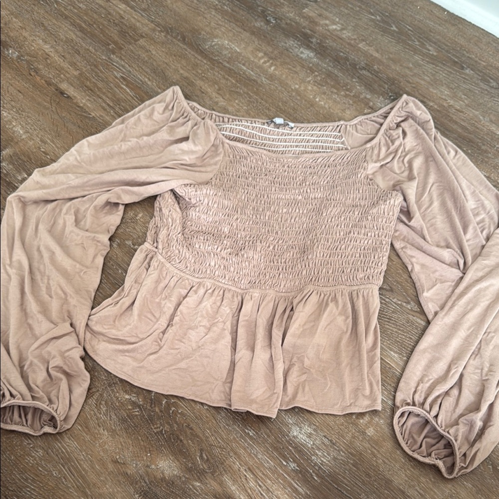 NWOT Beige Off-Shoulder Peasant Blouse